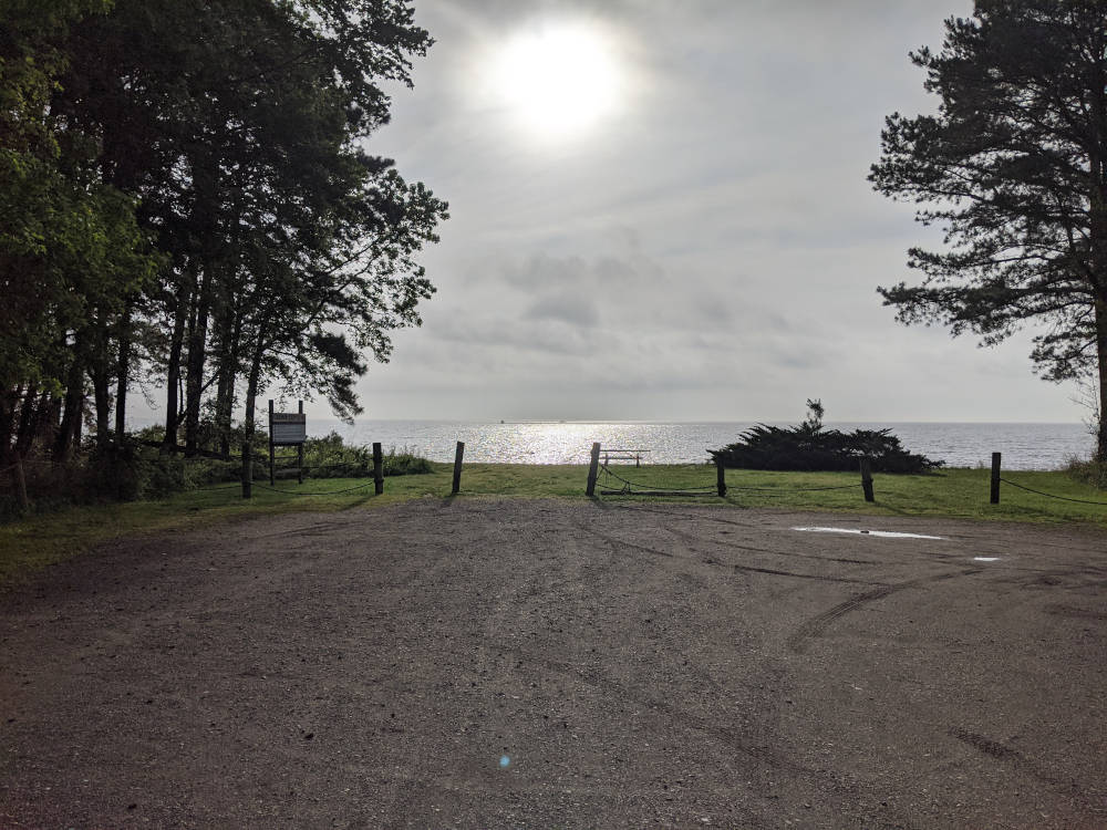 From the road to the beach